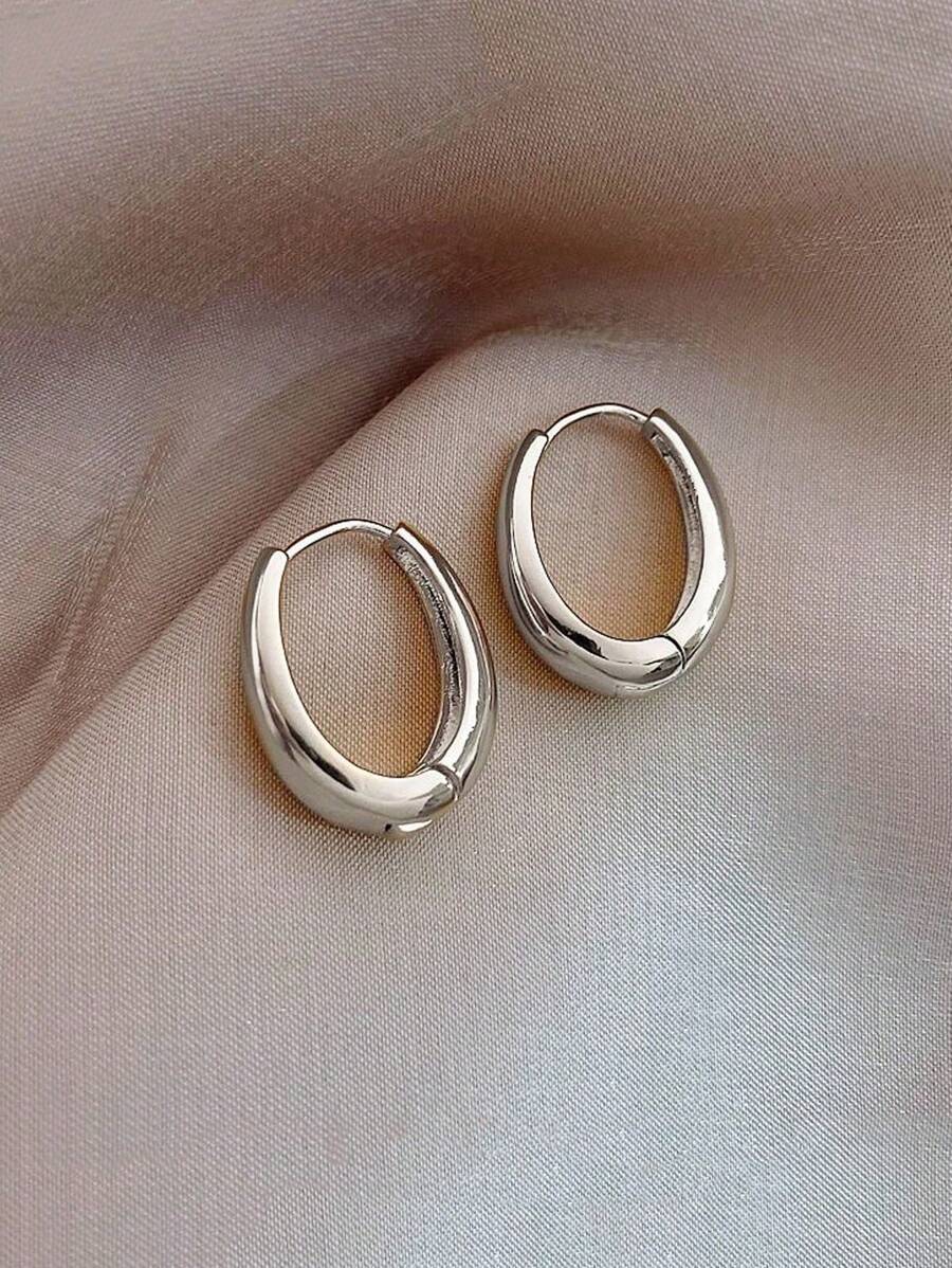 Mariselle U-Shaped Earrings