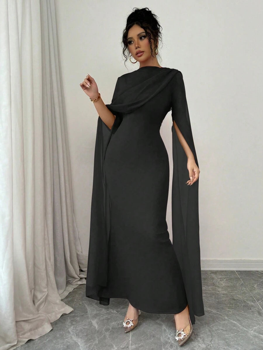 Rafaela Queen Dress