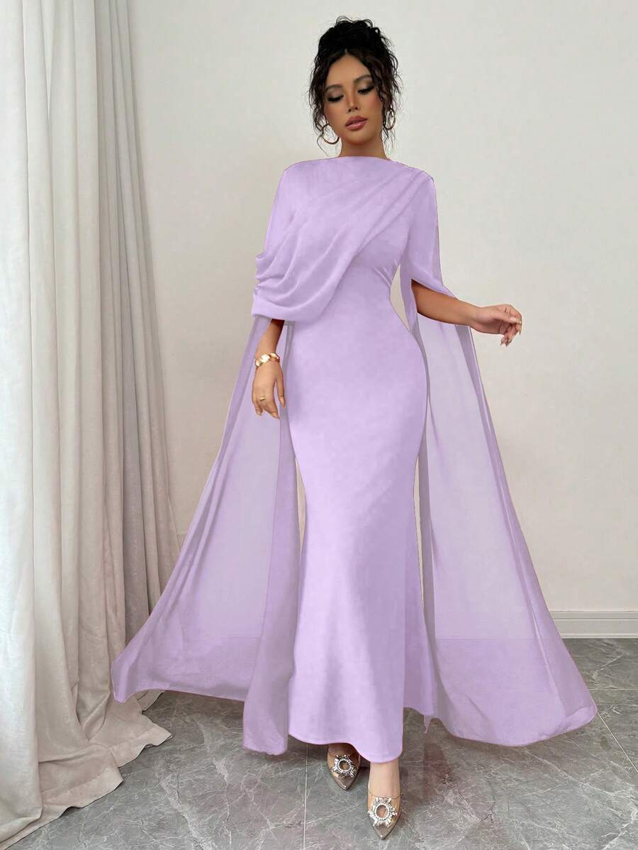 Rafaela Queen Dress