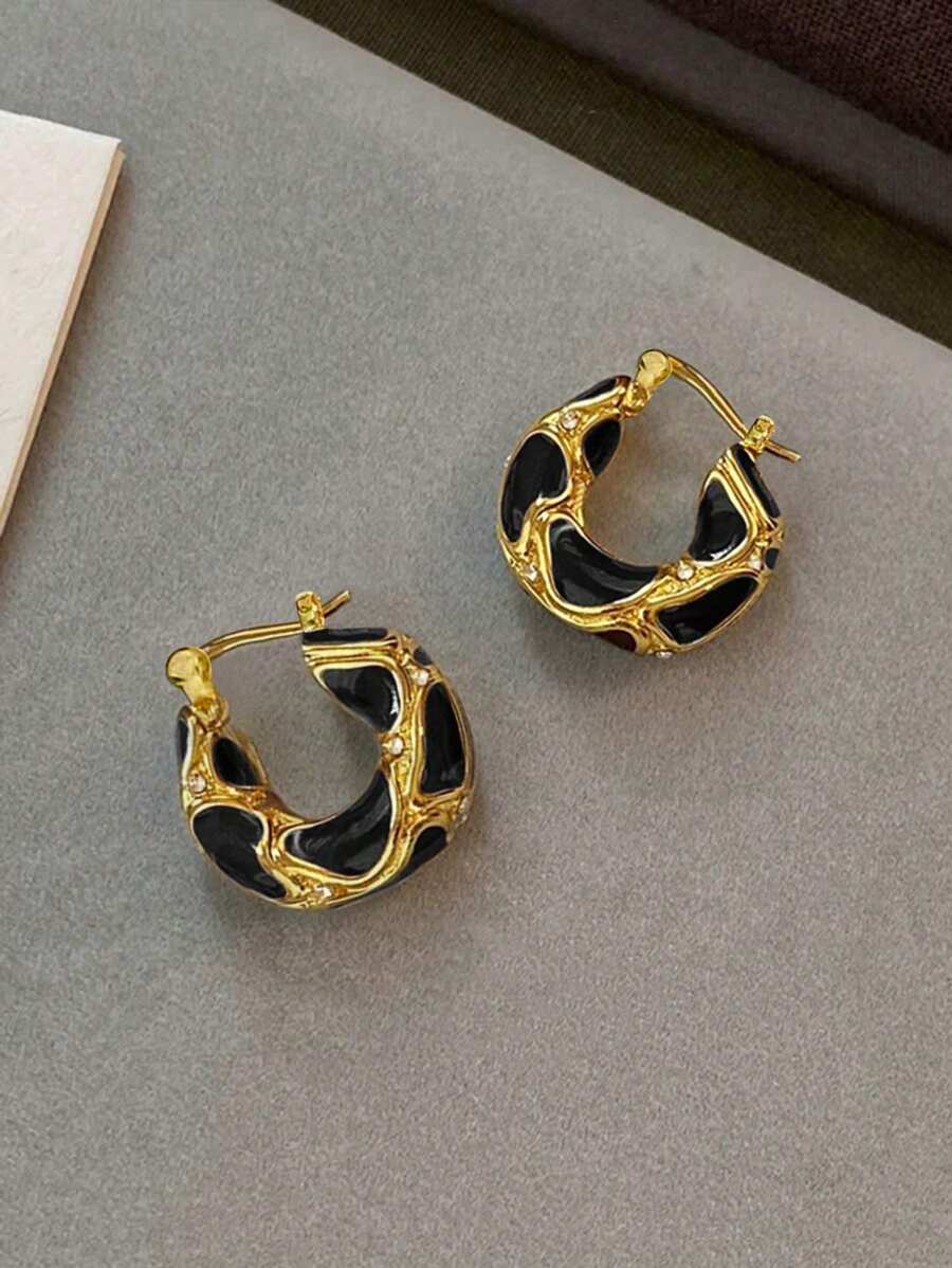 Elarae Hoop Earrings