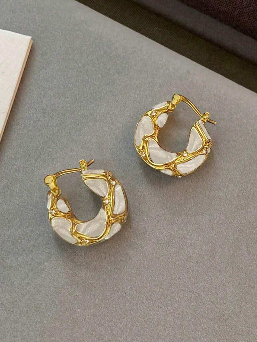 Elarae Hoop Earrings