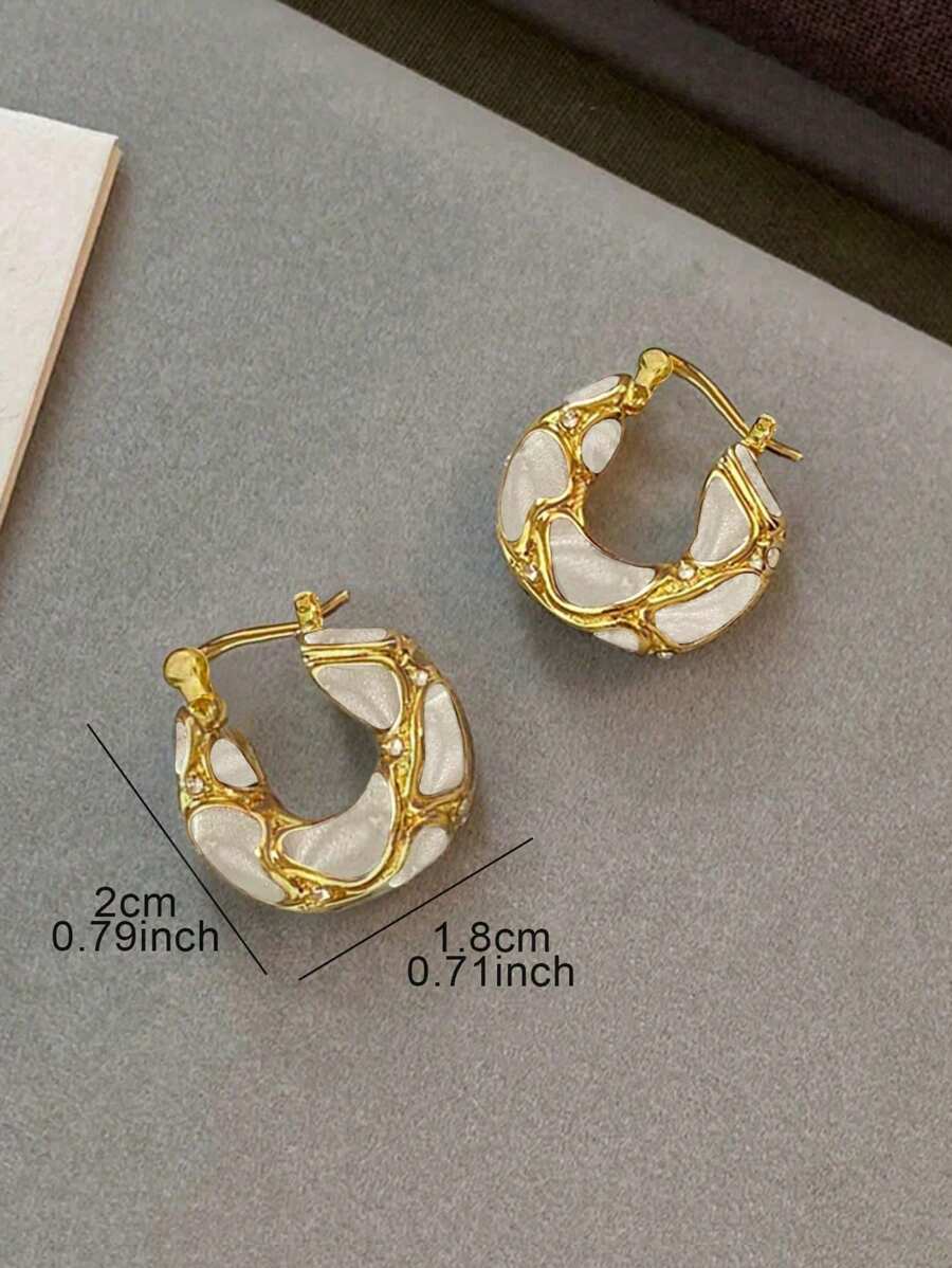 Elarae Hoop Earrings