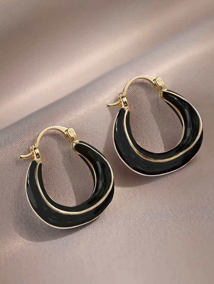 Elarae Hoop Earrings