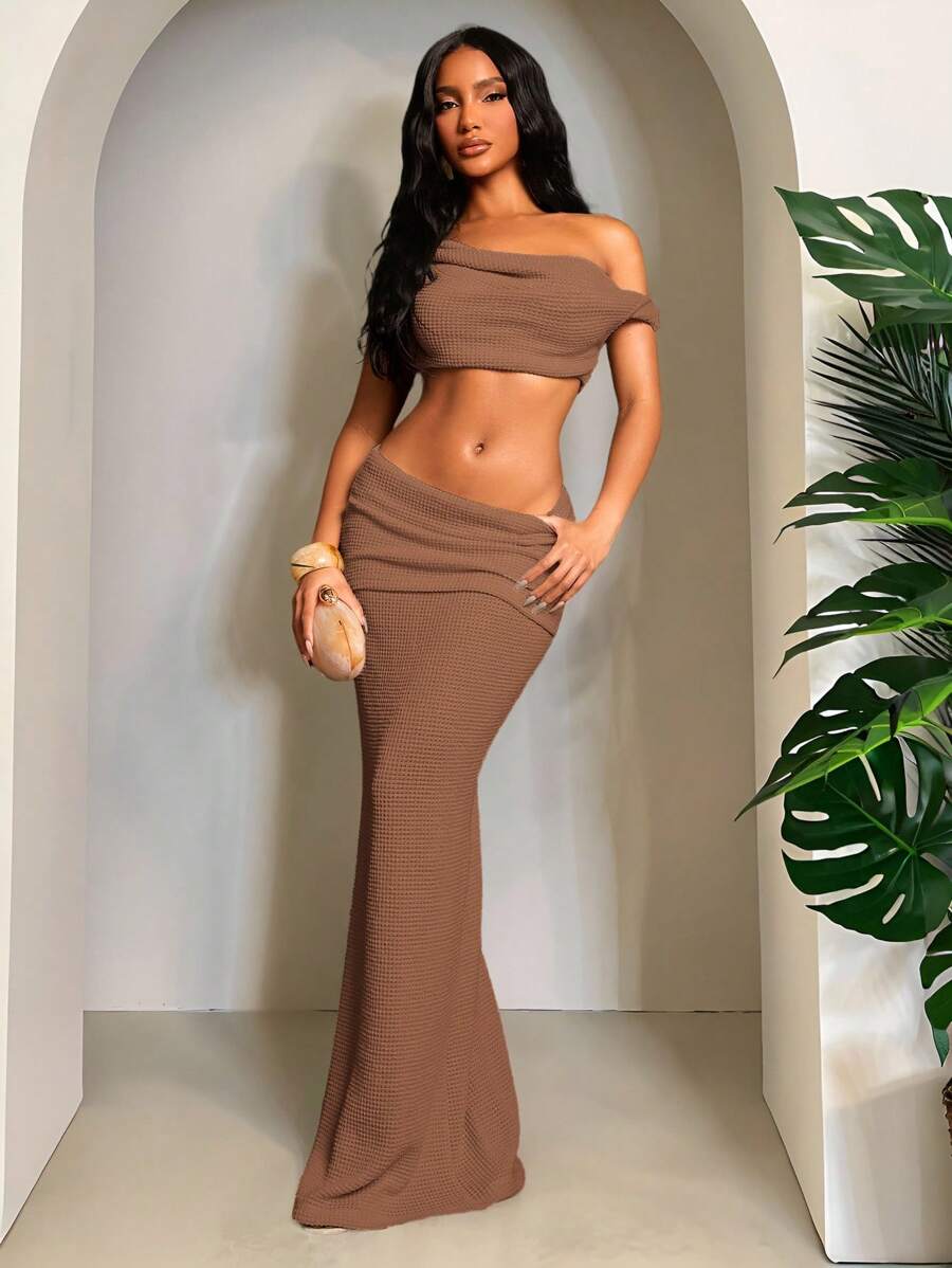 Kaleena Bombshell Skirt Set
