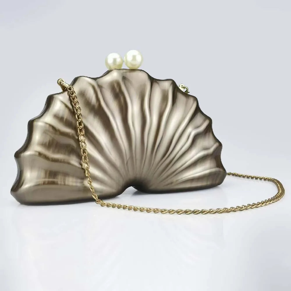 Half Shell Purse