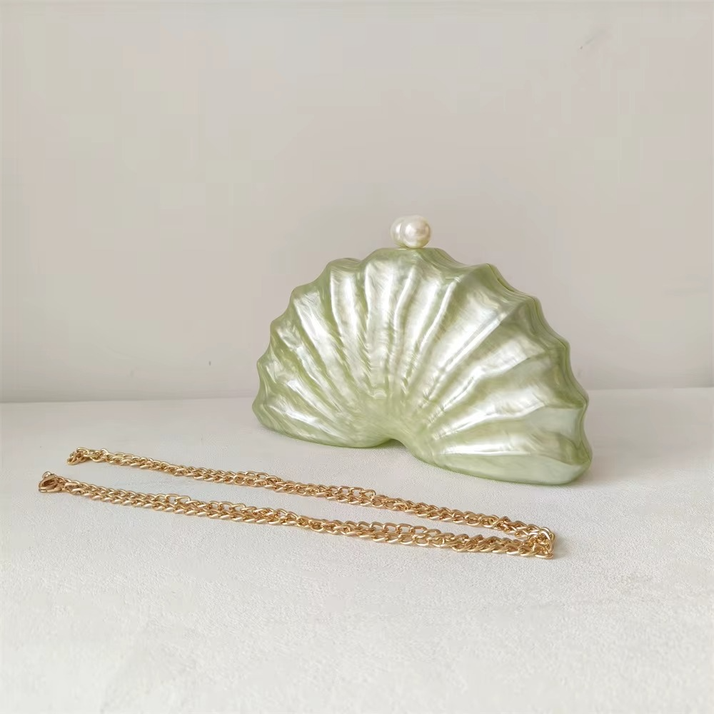 Half Shell Purse