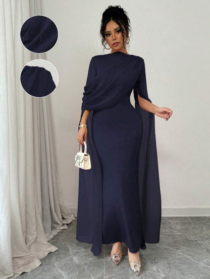 Rafaela Queen Dress