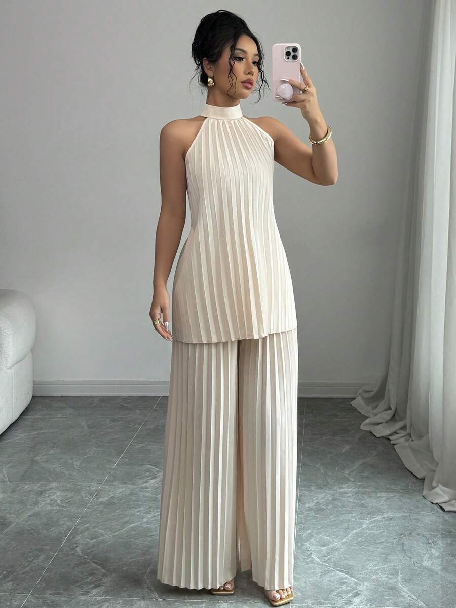 Dona Pleated Set