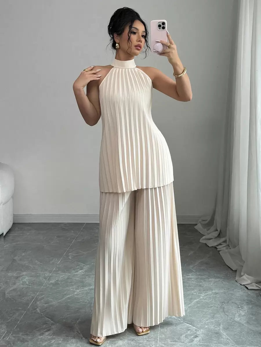Dona Pleated Set