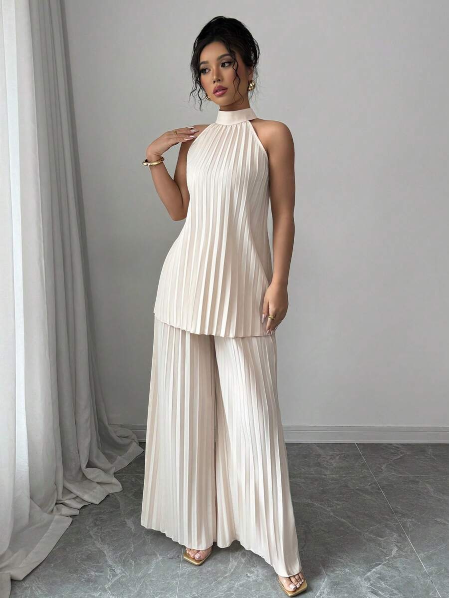 Dona Pleated Set