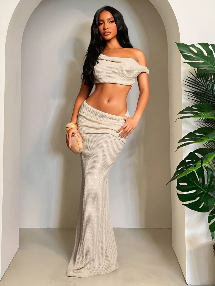 Kaleena Bombshell Skirt Set