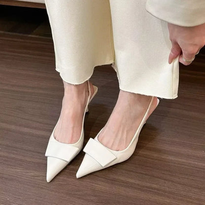 Pointed Buckl&